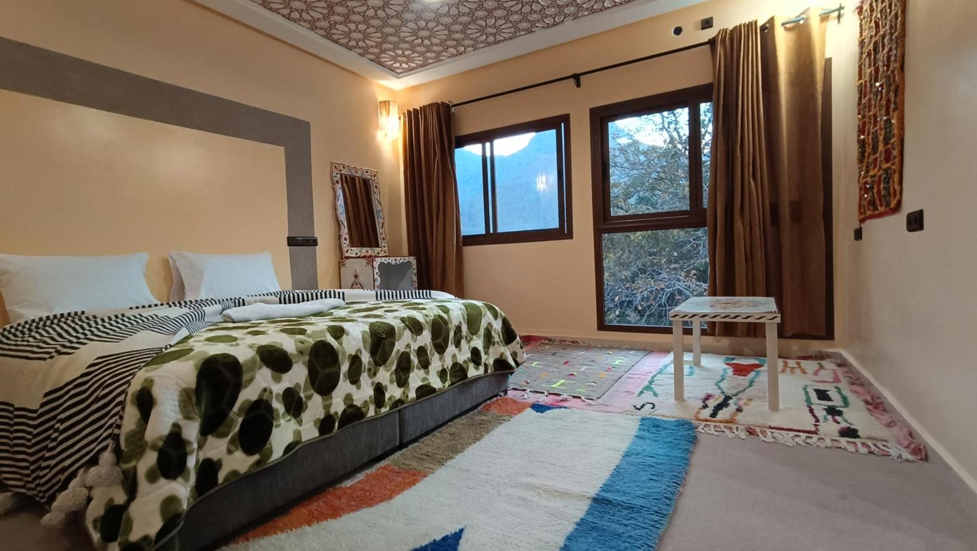 Guest house Otos Views *